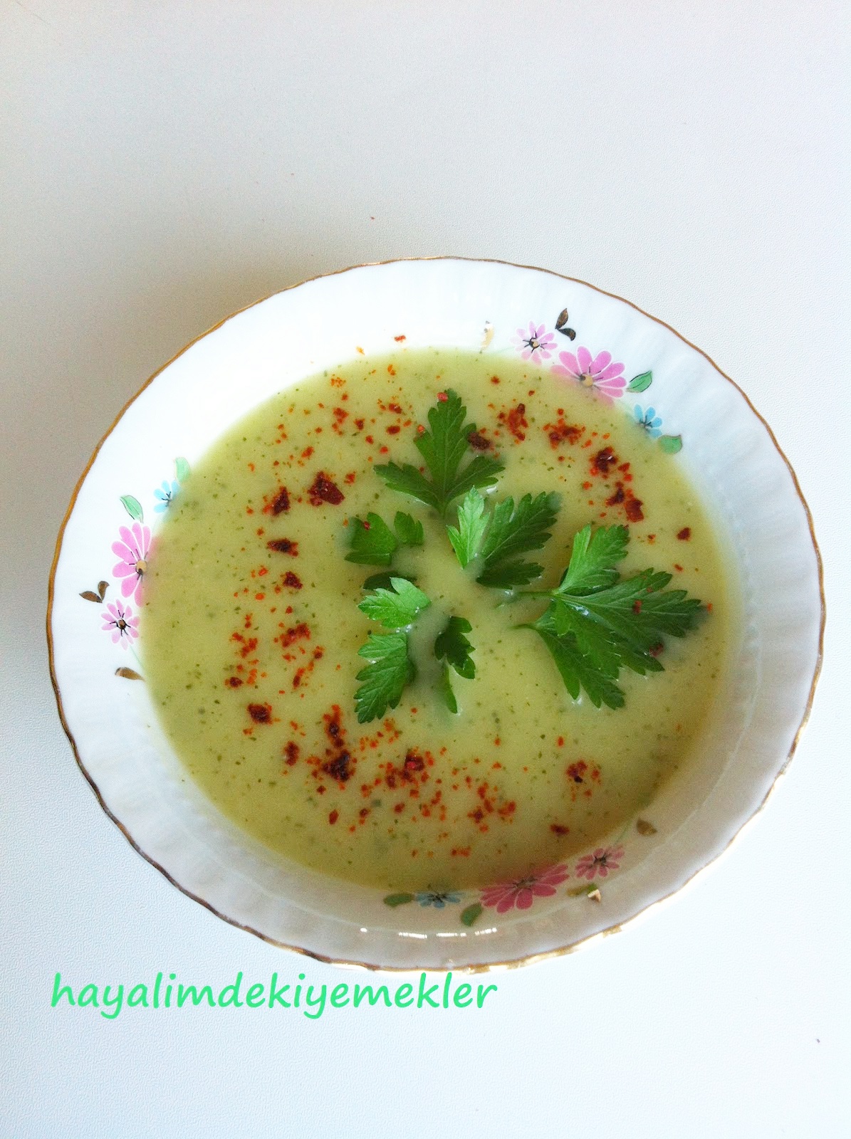 yeşil kabak çorbası