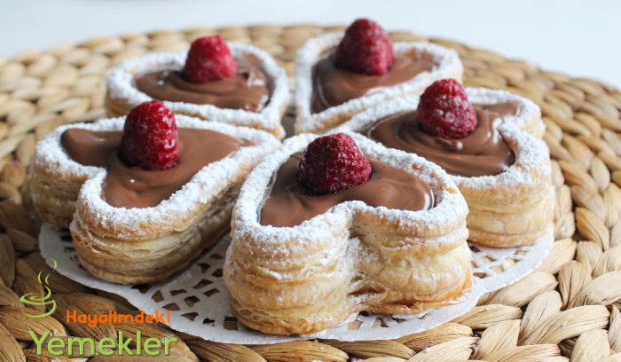 çikolatalı kalpli milföy