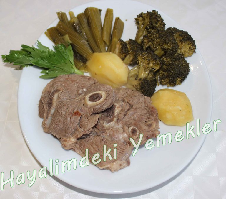 Haşlama Et  Buharda Brokoli ve Kereviz Tarifi