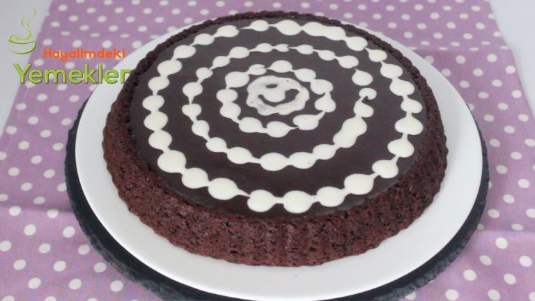 Çikolatalı Tart Kek Tarifi