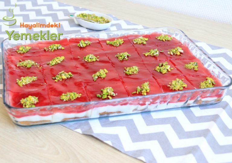 Vişne Soslu ETİMEK TATLISI / Etimek Tatlısı