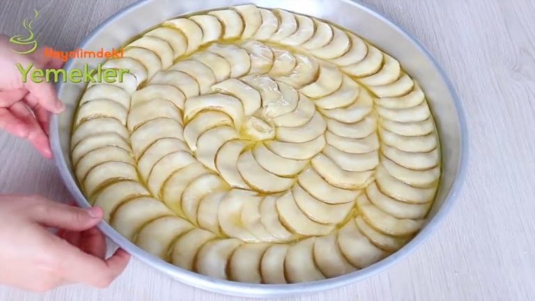 Hiç Görmediğiniz Kadar Kolay Yapımıyla Sadece 2 Bezeyle OKLAVASIZ AY BAKLAVASI-Bayram Baklavası