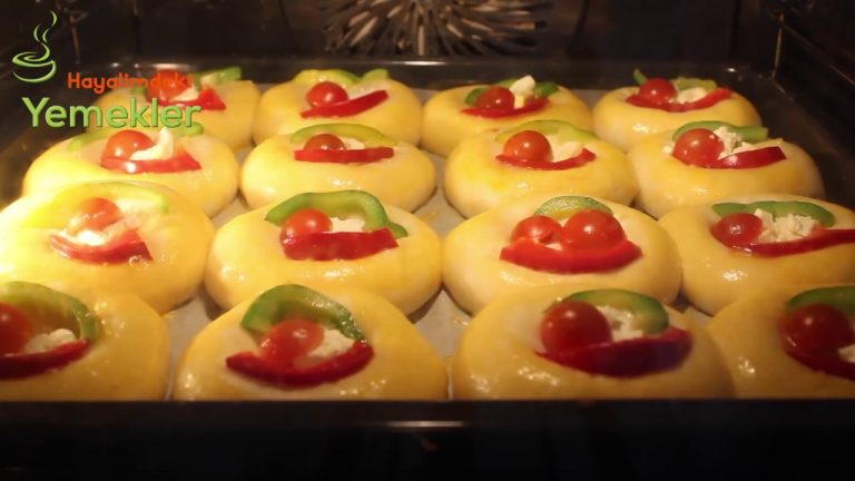 BU POĞAÇA FAVORİNİZ OLACAK / PAMUK PİZZA POĞAÇA TARİFİ / YUMUŞAK POĞAÇA