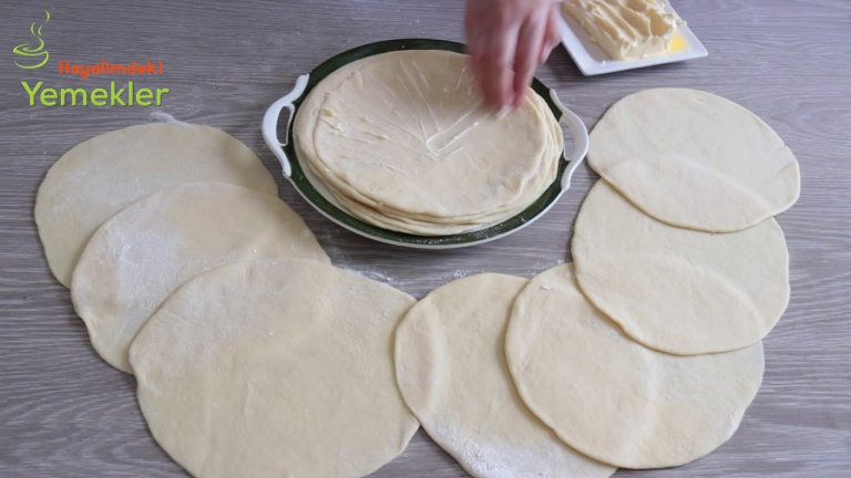 BU TARİF MUHTEŞEM OLUYOR BÜTÜN KATLARI TEK TEK SAYILIYOR  ✅ KAT KAT POĞAÇA TARİFİ 💯