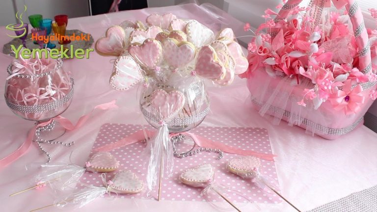 Şeker Glazürlü Kurabiye  ( Royal Icing  ) Tarifi / Hayalimdeki Yemekler