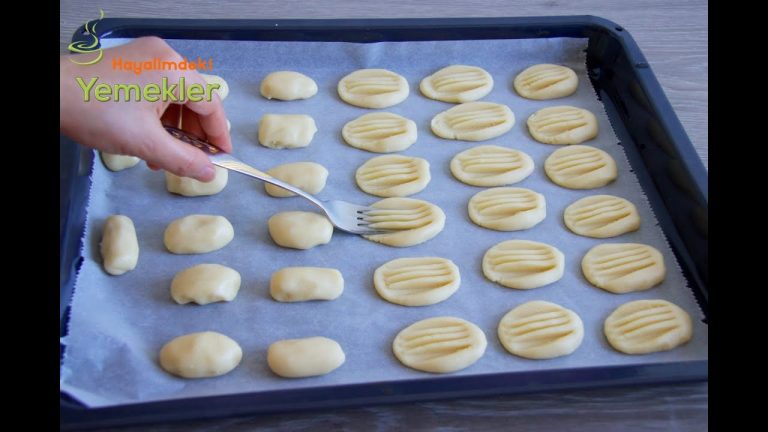 SADECE 3 MALZEME İLE MUHTEŞEM BİR KURABİYE YAPTIM ✅ KATI YAĞSIZ ÇATALLA  ŞEKİL VERDİM 💯KURABİYELER