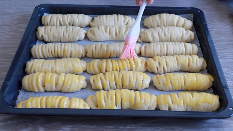 13 MİLYON İZLENEN REKOR PAMUK POĞAÇA TARİFİM ✅PÜF NOKTALARIYLA YUMUŞAK POĞAÇA 💯