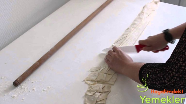 Kolay Hangel ( yaprak mantı ) Kesimi